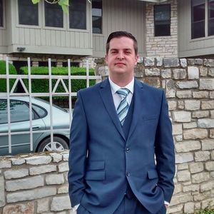 Meet your Posher, Chris